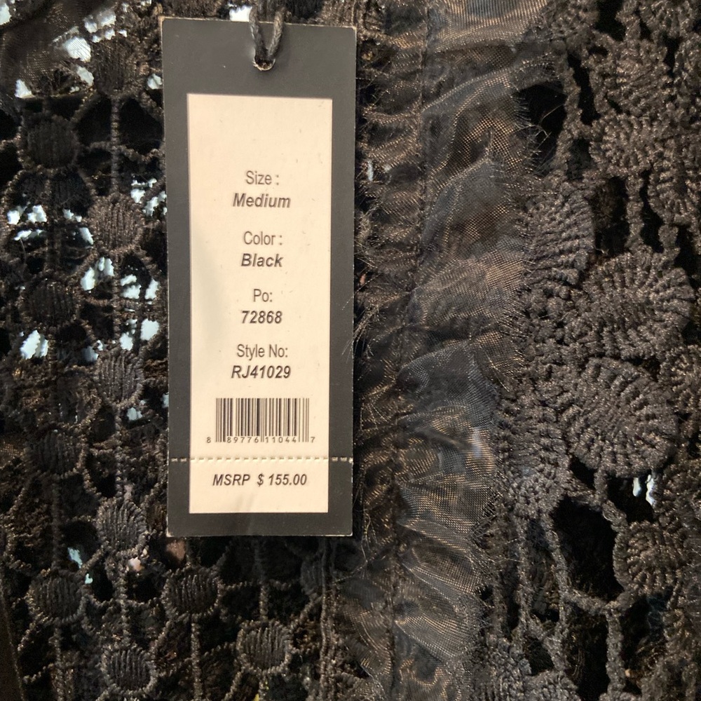 WT Romeo and Juliet zip back  Black Lace Top